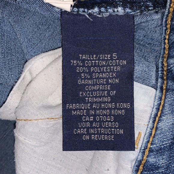 Low Rise Angels Capri Jeans - Picture 16 of 16